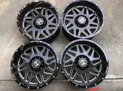 Hostile. 10.0x20", 8x165.1, 8x170, 8x180, ET-19, �� 125,2���. ��� ����� �� ������������ ����
