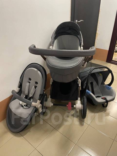 Коляска Hot mom 3 в 1, б/у, в наличии. Цена: 15 000₽ в Уссурийске