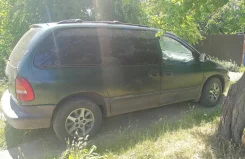 Chrysler Voyager ����
