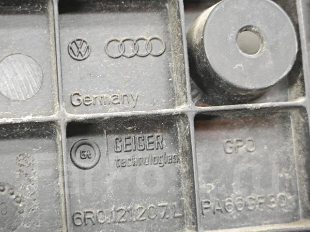 �������� ����������� Audi A1 8X ���������� (2014�2018) 6r0121207 6R0121207 ����