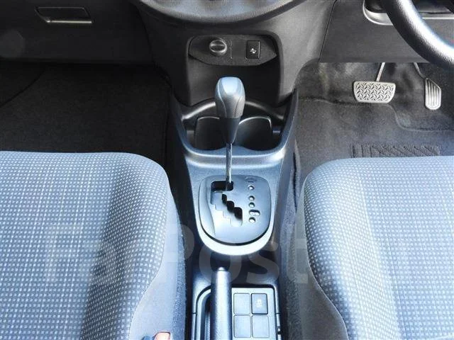Toyota Vitz. ��������, ��������, 1.0 (69��.�.), ������, 43 000����. ��, �/�. ��� ����� �� ������������ ����