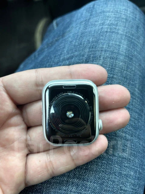 Apple Watch SE Nike. NFC ����