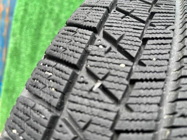 Автошина Bridgestone Blizzak VRX, 14", 1 шт, 165 мм, 65 %, 165/65 R14 ...