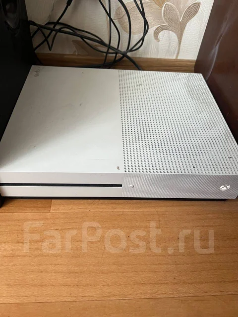Microsoft Xbox One S ����