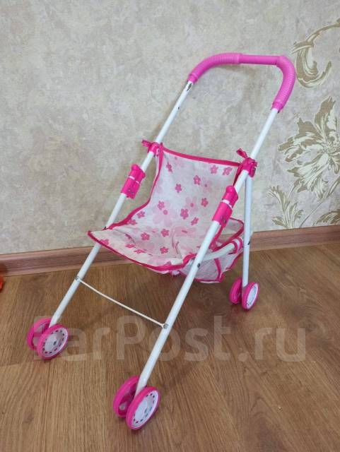 Игрушечная коляска для кукол во Владивостоке