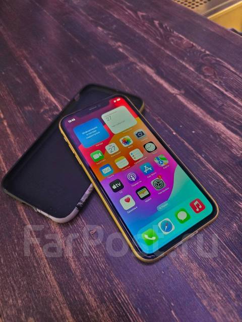 Apple iPhone 11 4/64, 64 гб, 6.10", моноблок, желтый, б/у, в наличии ...