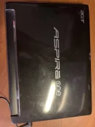 Acer Aspire One. 11", 1,5����, ��� 2048 ��, ���� 297���, WiFi: 1, Bluetooth: 1 ����
