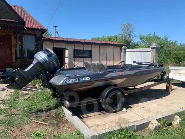 Skeeter. 1990 ���, ����� 5,3��., ��������� ���������, 115��.�., ������ ����