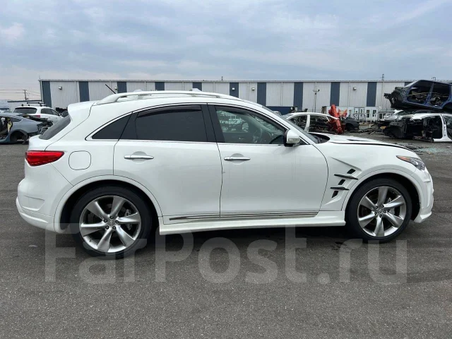 Infiniti FX50. JN8BS1MW2BM760194, VK50VE ����