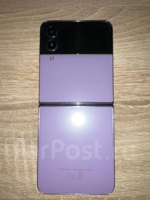 Samsung Galaxy Z Flip4. �/�, 256 ��, ����������, 4G LTE, ����������, NFC ����