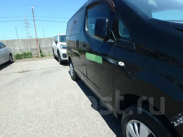 Nissan NV200. M20, HR16DE ����