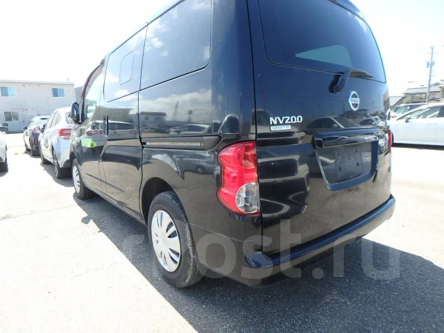 Nissan NV200. M20, HR16DE ����