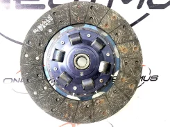 ���� ��������� Isuzu ISD136 300*190*24*25.6 ISD136 ����