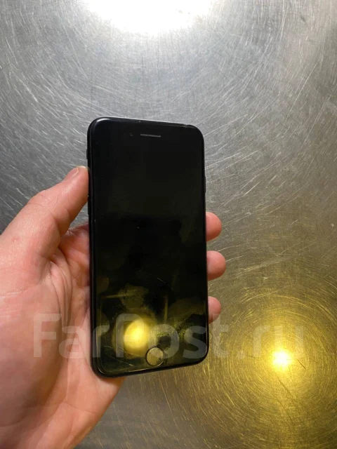 Apple iPhone SE 2020. �/� ����