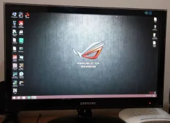 Samsung. 23", ���������� �� (LCD, LED, QLED) ����