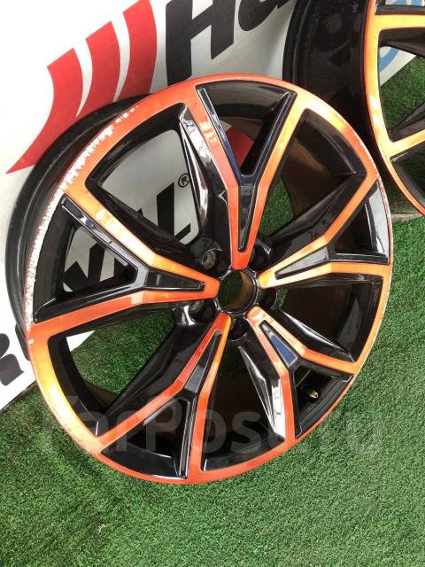 Subaru. 7.0x18", 5x100, ET39,  56,1. 