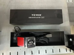 Teyes ����