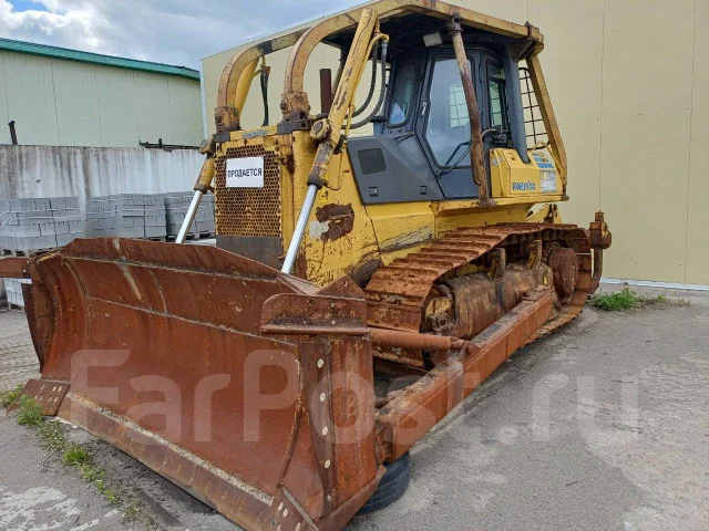 Komatsu D65E-12 ����