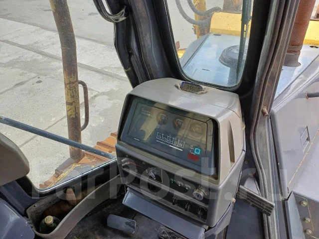 Komatsu D65E-12 ����