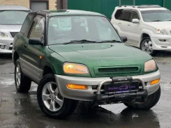 Toyota RAV4. ��������, 4wd, 2.0 (135��.�.), ������, 222����. �� ����