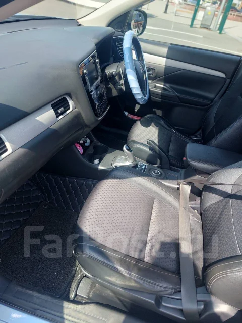 Mitsubishi Outlander. �������, 4wd, 2.0 (118��.�.), ������, 216 000����. �� ����