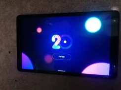 Lenovo Tab M8 ����