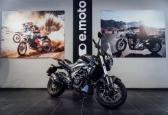 Bajaj Dominar. 373����. ��., ��������, ���������, ������ �� �� ����