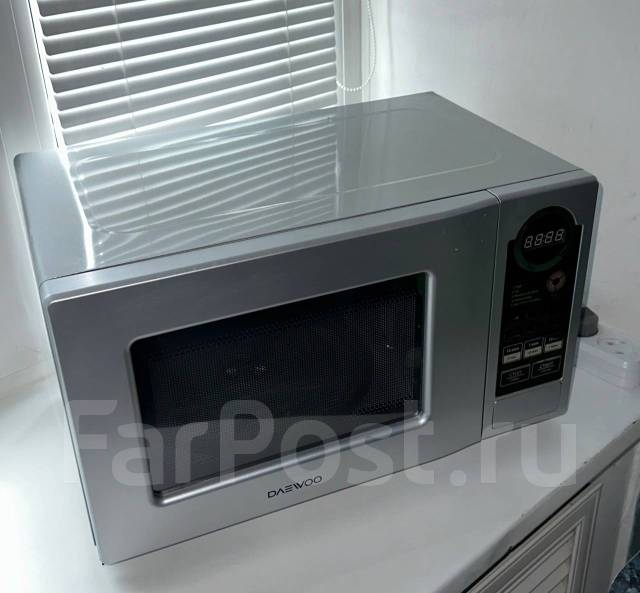 Продам микроволновую печь, Daewoo, б/у, в наличии. Цена: 4 000₽ в Артеме