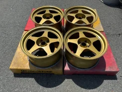 Desmond Promoda. 9.0x17", 5x114.3, ET18, �� 72���. ����