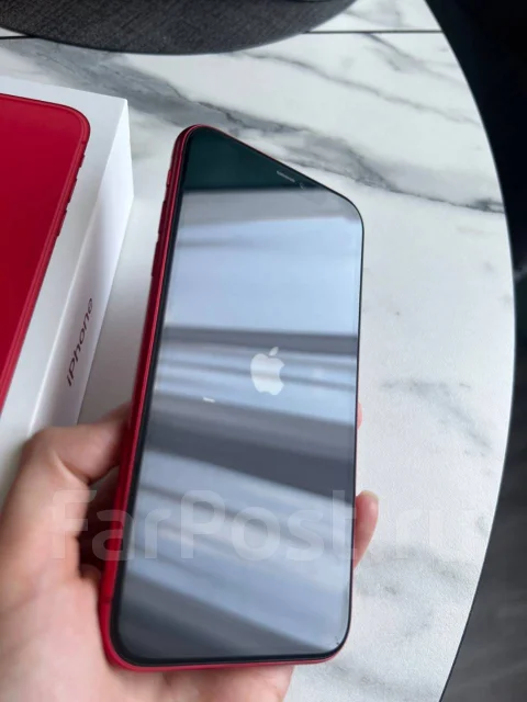 Apple iPhone 11. �/�, 64 ��, �������, 3G, 4G LTE, 5G, ����������, NFC ����