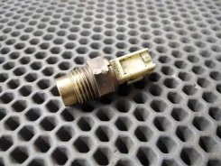 ������ ����������� Toyota (��������) 8942812150 ����