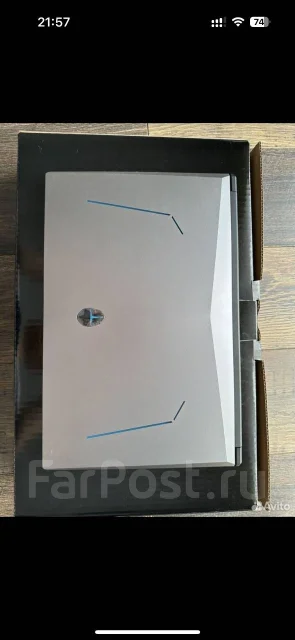 Thunderobot. 17.3", 2����, ��� 16 ��, ���� 512���, WiFi: 1, Bluetooth: 1, ����������� �� 8��. ����