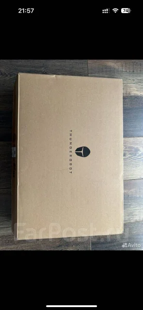 Thunderobot. 17.3", 2����, ��� 16 ��, ���� 512���, WiFi: 1, Bluetooth: 1, ����������� �� 8��. ����