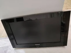 Samsung LE26A330J1. LED ����