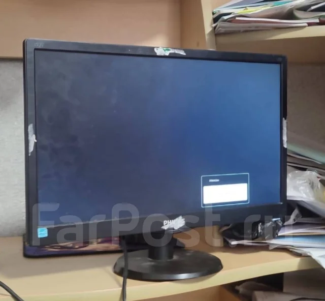 Philips. 18.5", ���������� �� (LCD, LED, QLED) ����