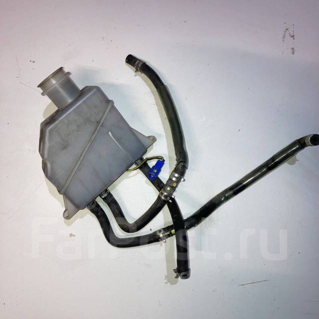 Бачок тормозной жидкости MMC FUSO Canter FE85D 4M50, б/у купить в Санкт ...
