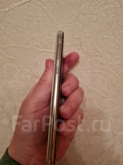 Samsung Galaxy S10e. �/�, 128 ��, �����, 4G LTE, Dual-SIM, NFC ����
