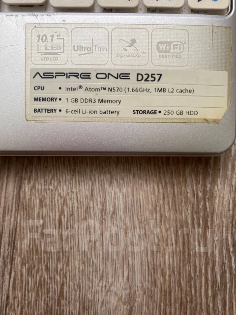 Acer Aspire One D257. ��� 1024 ��, ���� 250���, WiFi: 1, Bluetooth: 1 ����