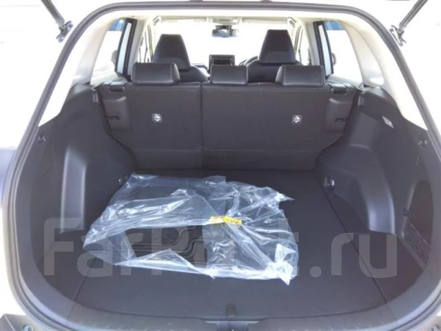 Toyota RAV4. ��������, 4wd, 2.0 (171��.�.), ������, 15 000����. ��, �/� ����