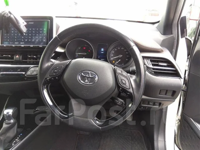 Toyota C-HR. ��������, ��������, 1.8 (99��.�.), ������, 103 000����. ��, �/� ����