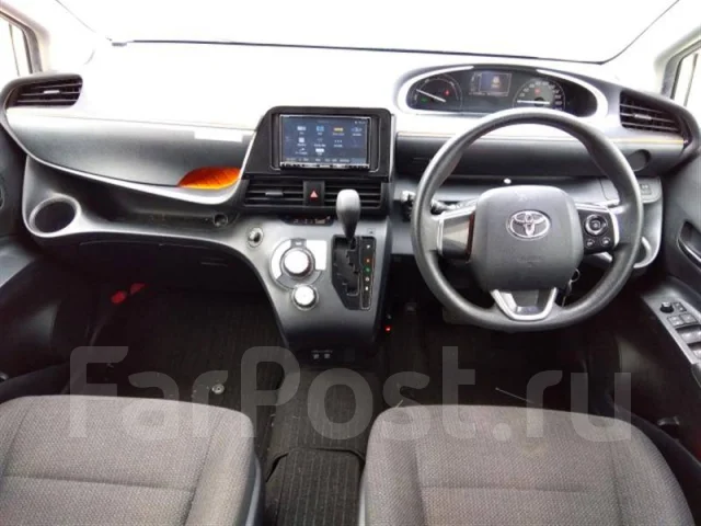 Toyota Sienta. ��������, ��������, 1.5 (74��.�.), ������, 152 000����. ��, �/� ����
