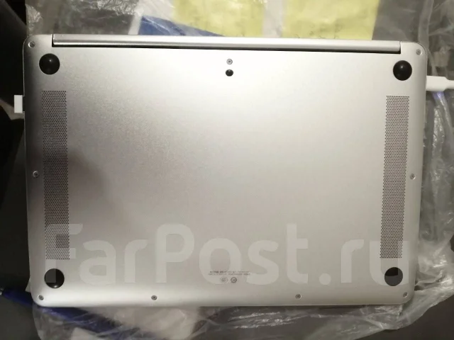 Honor MagicBook 14. 14", 1,6����, ��� 8 ��, ���� 512���, WiFi: 1, Bluetooth: 1, ����������� �� 8��. ����