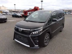 Toyota Voxy. ��������, ��������, 2.0 (154��.�.), ������, 71 000����. ��, �/� ����