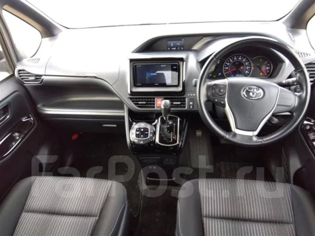 Toyota Voxy. ��������, ��������, 2.0 (154��.�.), ������, 71 000����. ��, �/� ����
