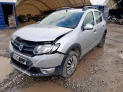 Renault Sandero Stepway ����