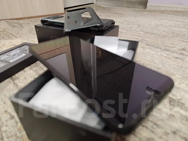 Asus ROG Phone 6. �/�, 512 ��, �����, 3G, 4G LTE, 5G, Dual-SIM, NFC ����