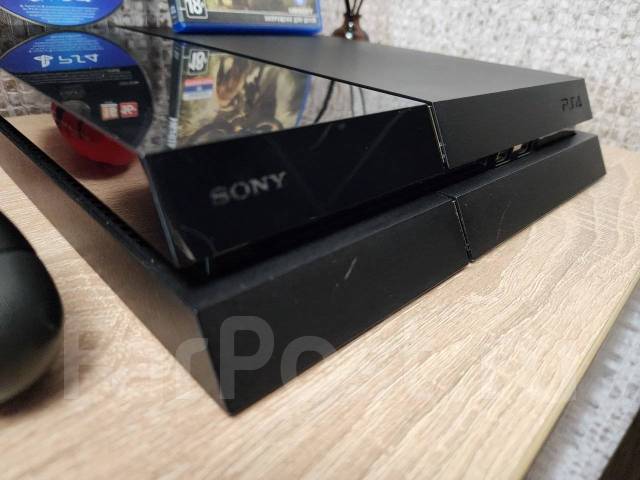 Sony Playstation 4/ 2 диска/ 1 геймпад, б/у, в наличии. Цена: 16 900₽ в ...