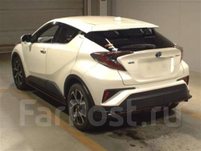 Toyota C-HR. ��������, ��������, 1.8 (99��.�.), ������, 107 000����. ��, �/� ����