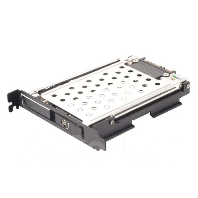 SSD 2,5 �����. ��������� SATA ����