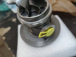 �������� ������� Deutz Industrial Engine 4L 1000-070-015 ����